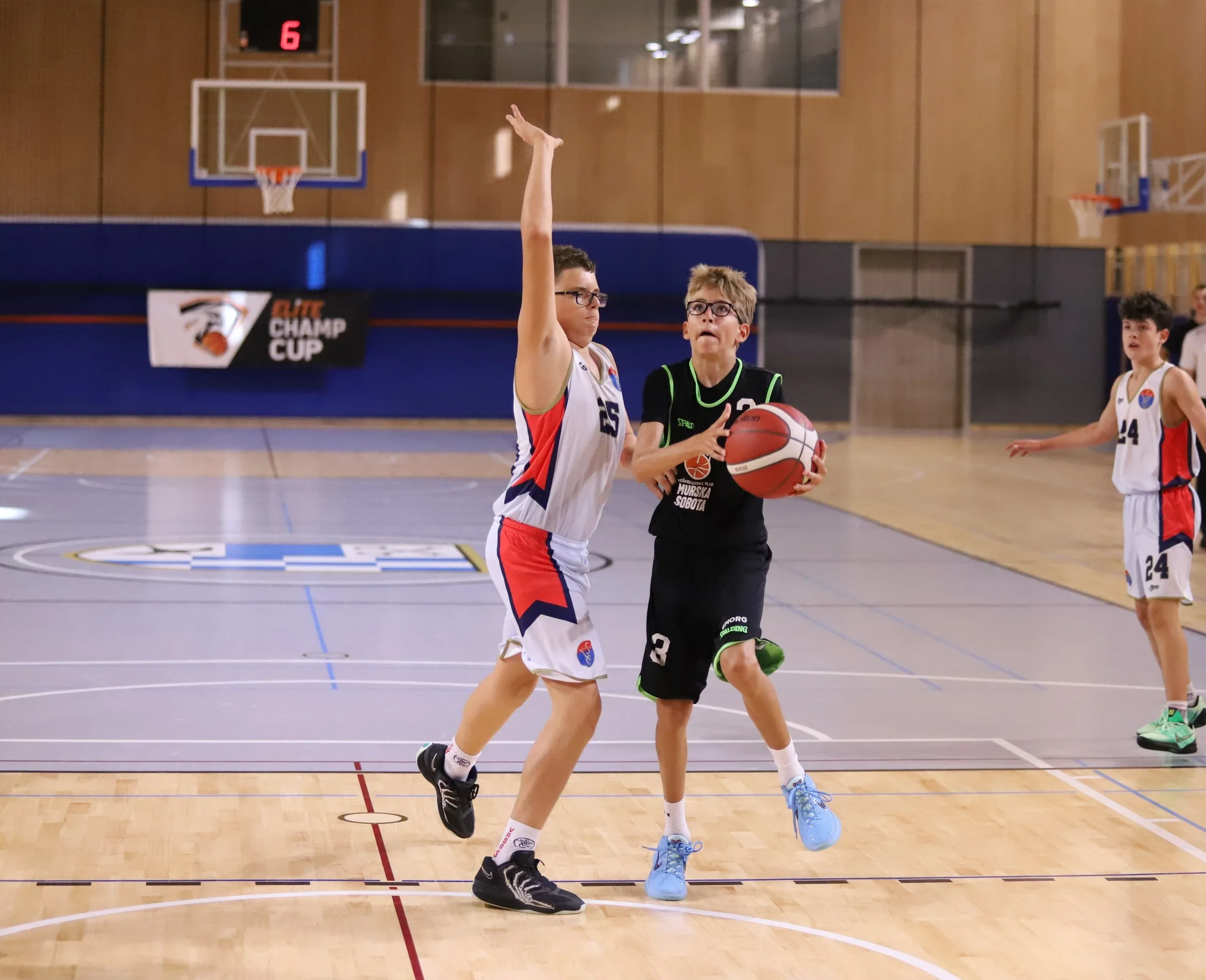 Met na koš na Elite Champ Cupu U14